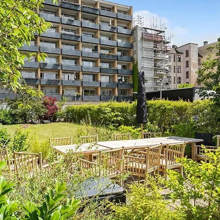 1 Bedroom Pet Friendly In Frederiksberg C * كوبنهاجن