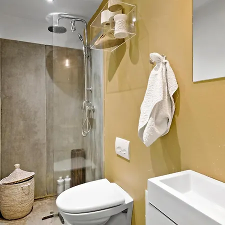 Apartment In Frederiksberg C