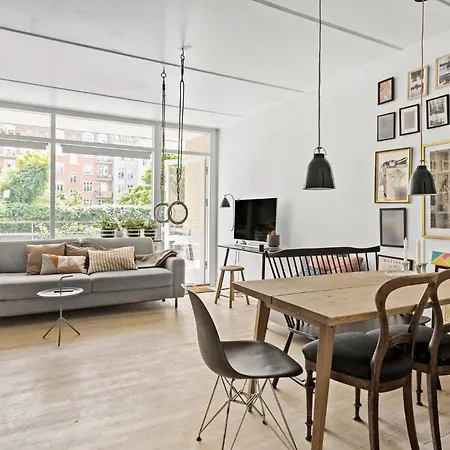 Apartment In Frederiksberg C Kopenhagen